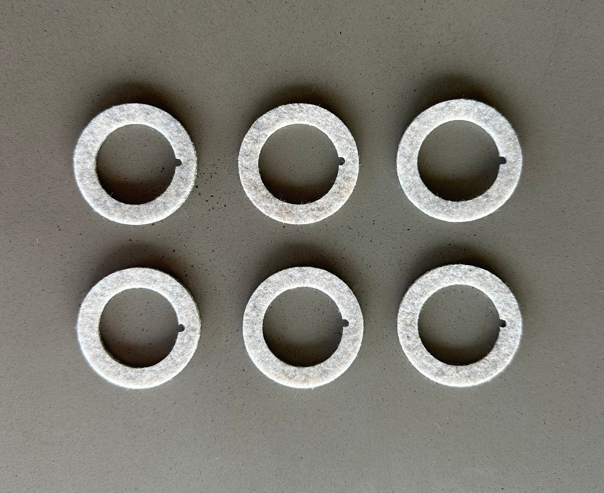 Napkin rings - set of 6 - single color